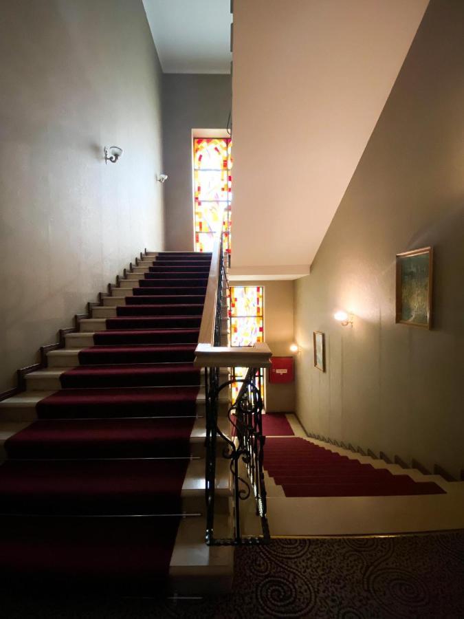 Hotel Empire Kutaisi Luaran gambar