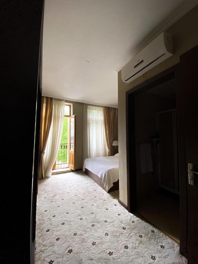 Hotel Empire Kutaisi Luaran gambar