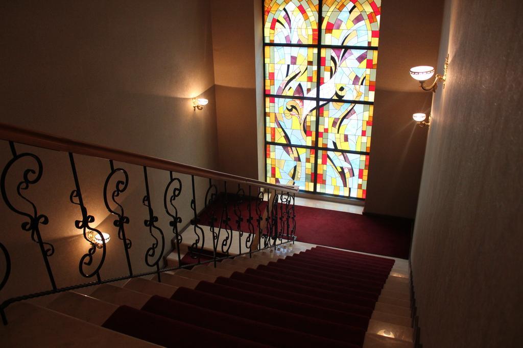 Hotel Empire Kutaisi Luaran gambar